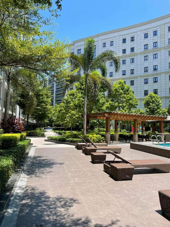Studio Condo Building 81 Newport Boulevard มะนิลา ภายนอก รูปภาพ